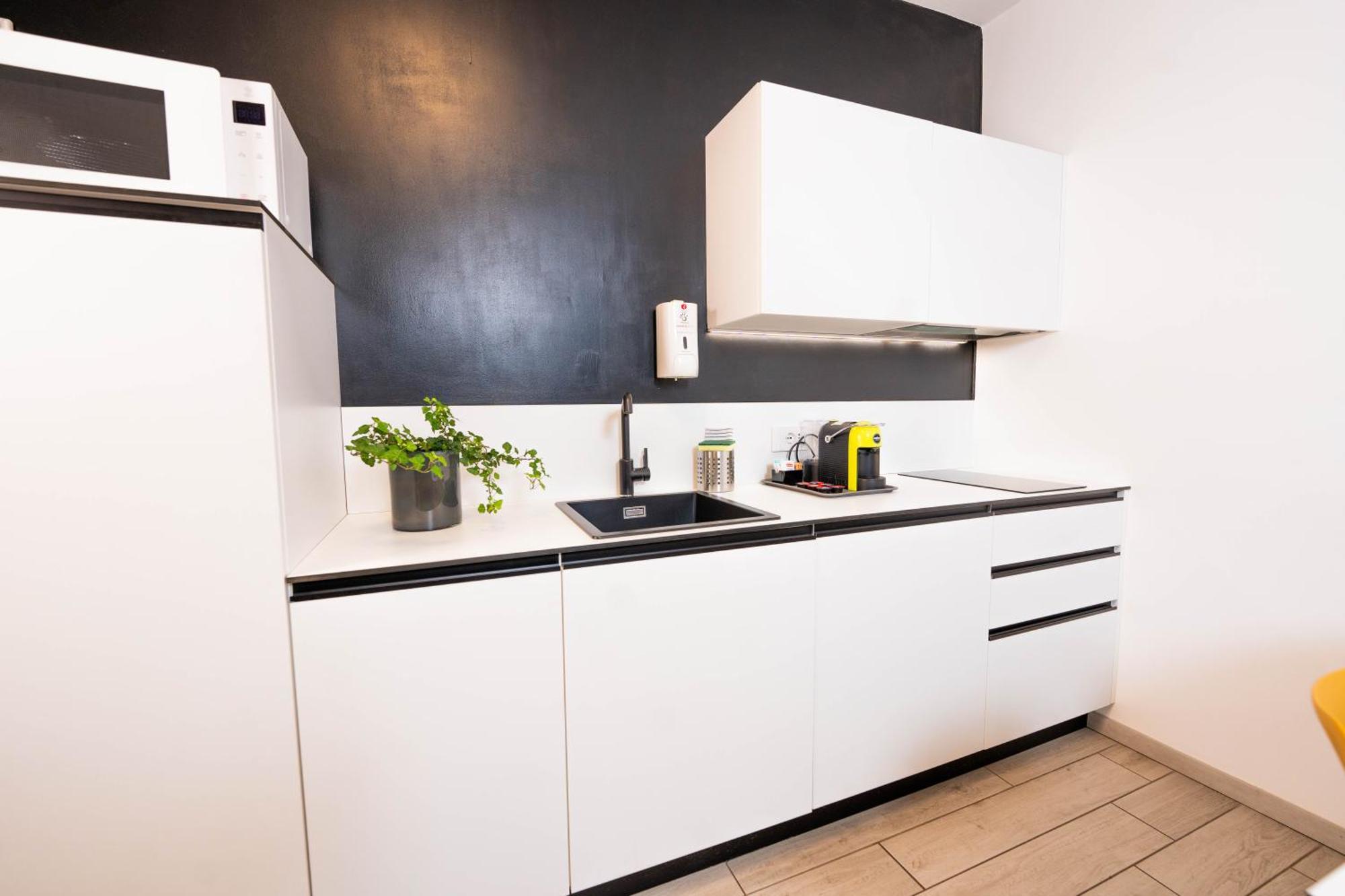 Cityu Grazioli 27 Citta - 2 Stanze Con 2 Parcheggi Privati Gratuiti Trento
