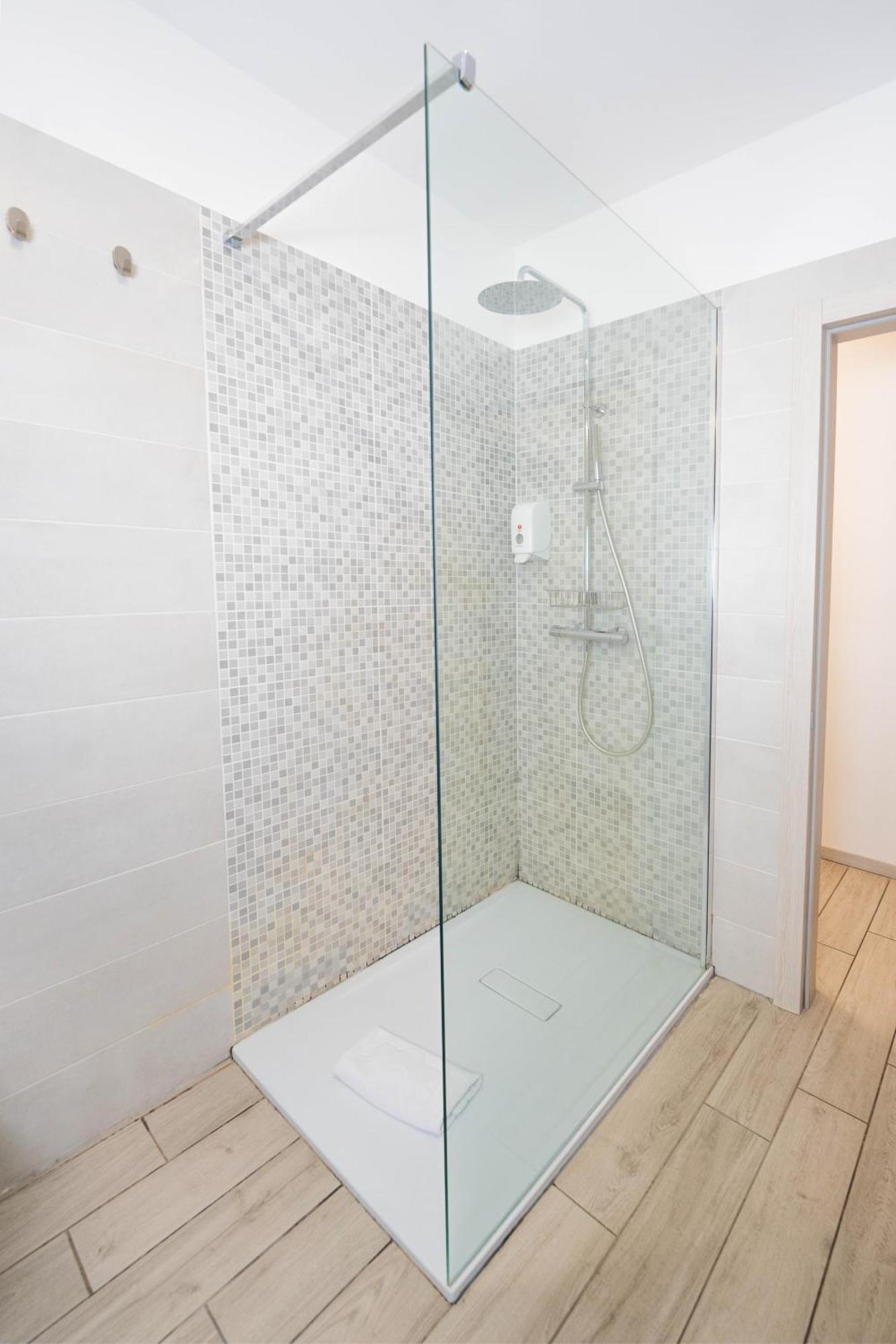 Cityu Grazioli 27 Citta - 2 Stanze Con 2 Parcheggi Privati Gratuiti Apartment