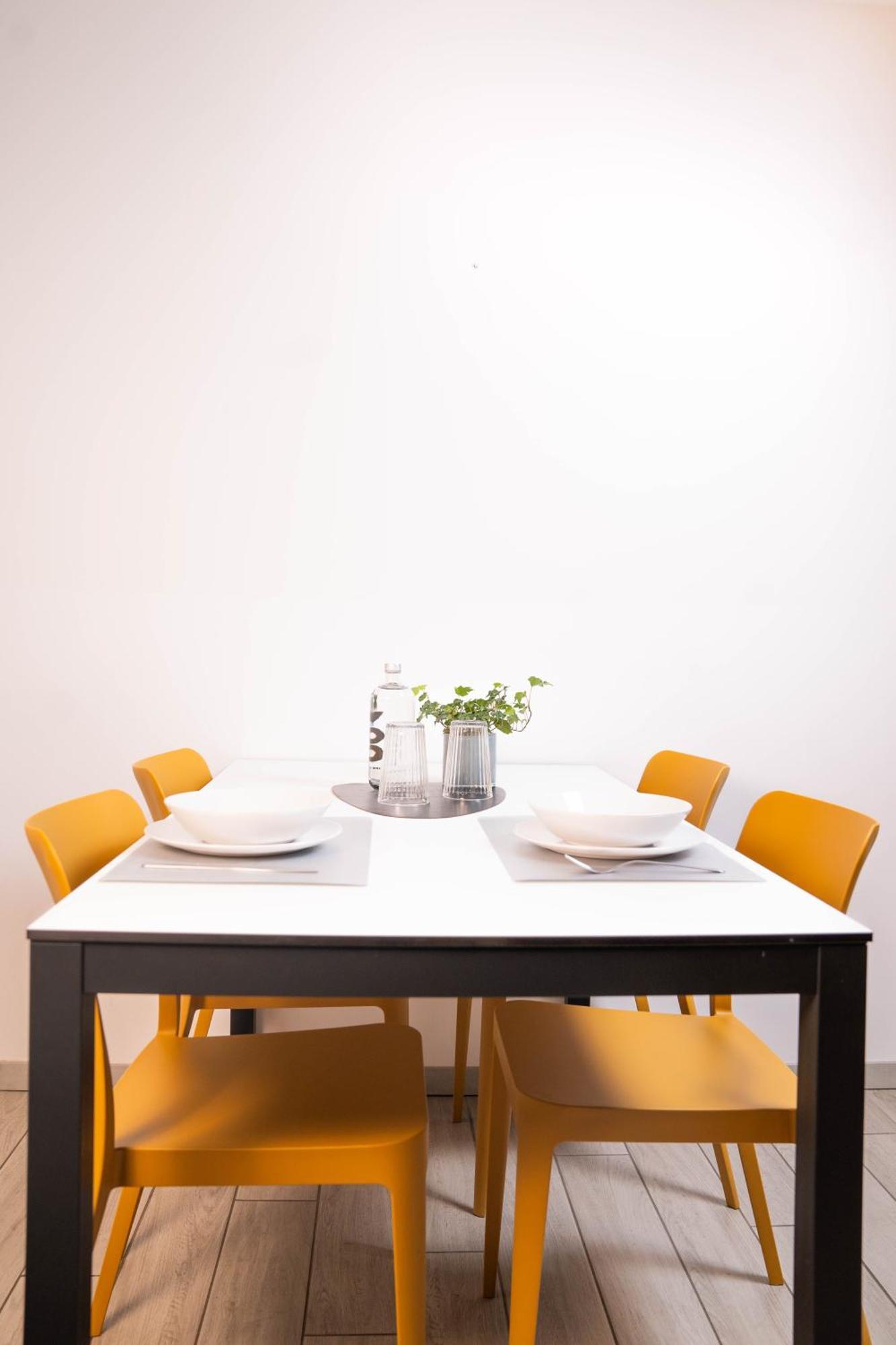 Apartment Cityu Grazioli 27 Citta - 2 Stanze Con 2 Parcheggi Privati Gratuiti *